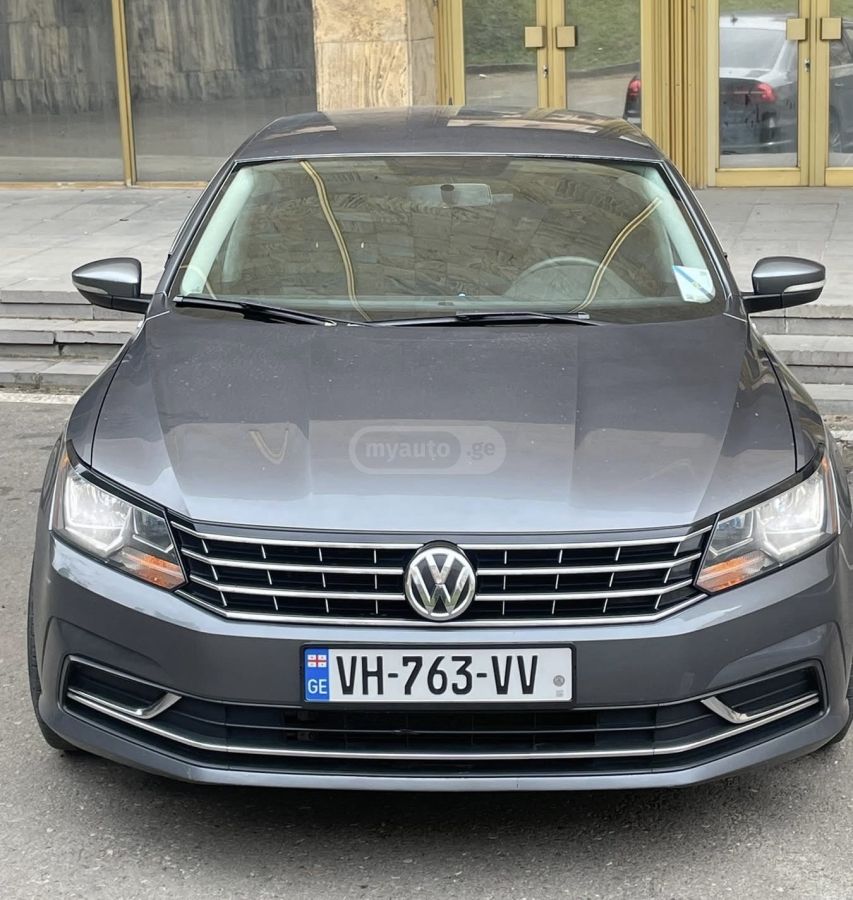 Volkswagen Passat - фото 3