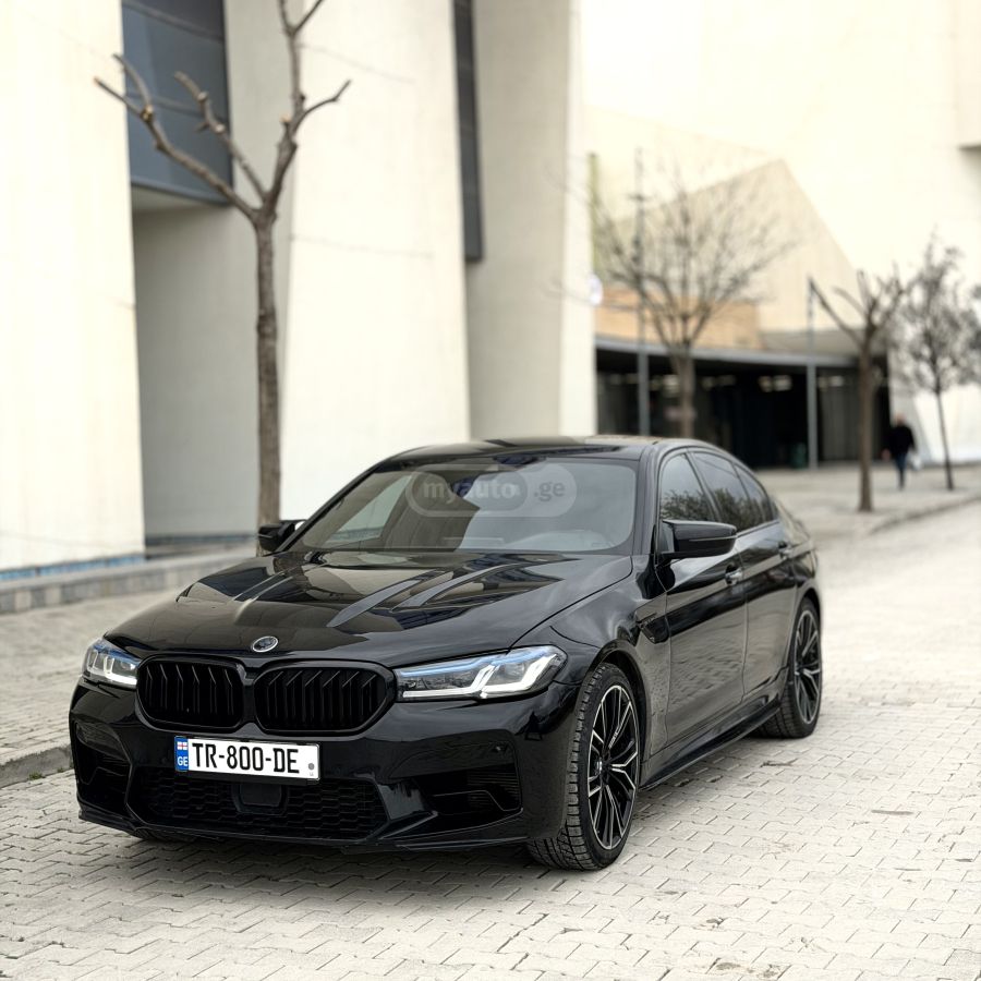 BMW 520 - фото 1