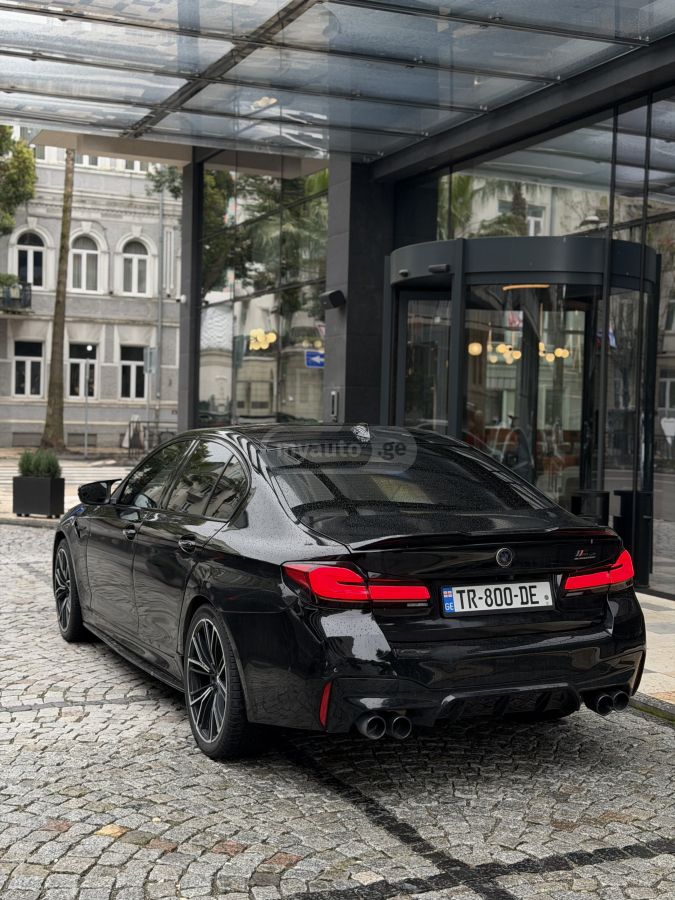 BMW 520 - фото 3