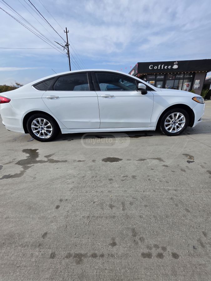 Ford Fusion - фото 5