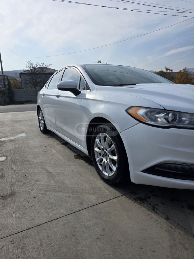 Ford Fusion - фото 6