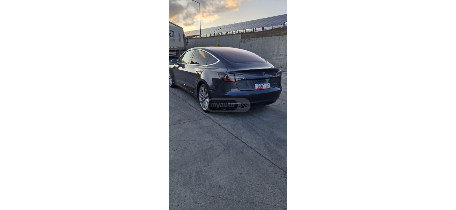 Tesla Model 3 - фото 5
