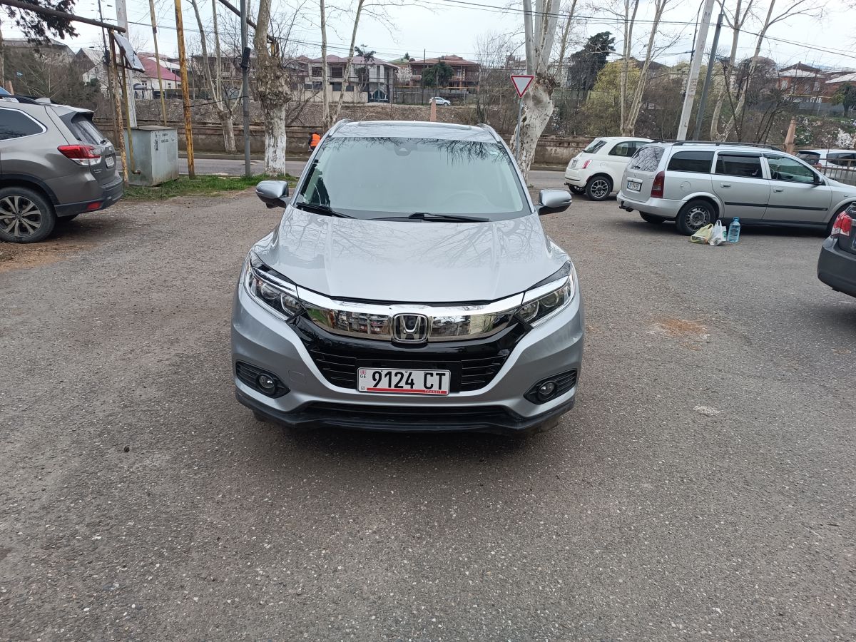 Honda HR-V - фото 1
