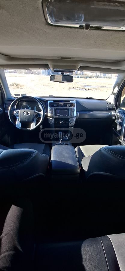 Toyota 4 Runner - фото 8