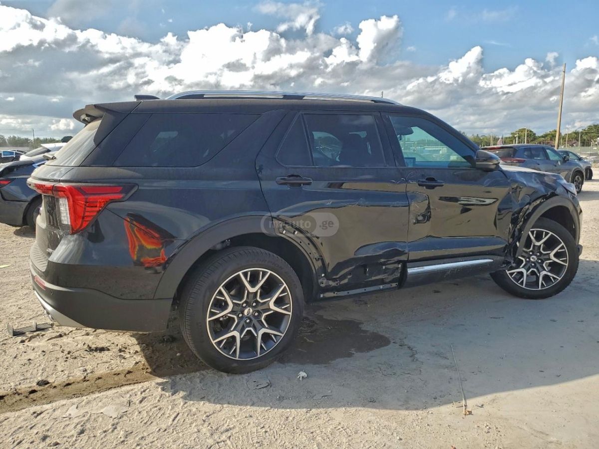 Ford Explorer 2025 — миниатюра 3