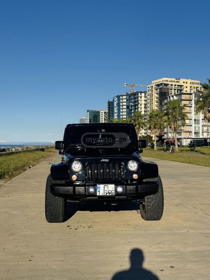 Jeep Wrangler - фото 2