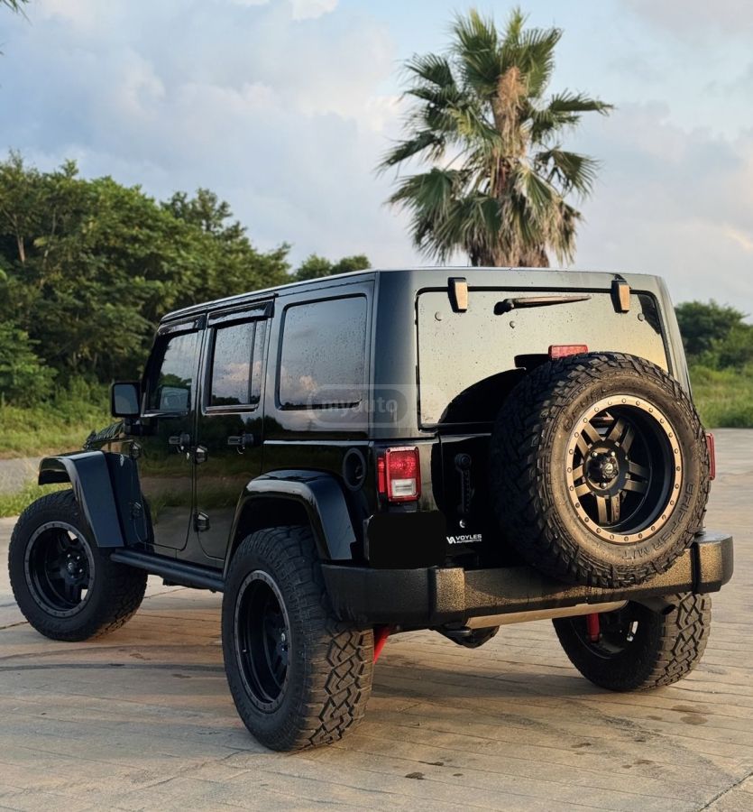 Jeep Wrangler - фото 6