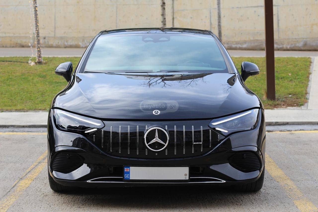 Mercedes-Benz EQE - фото 1