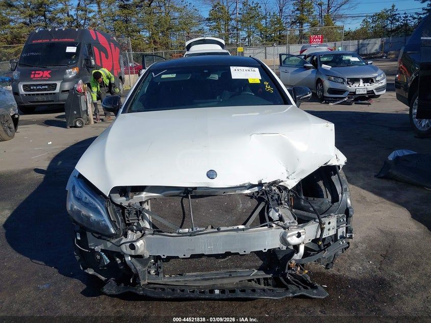 Mercedes-Benz C 43 AMG 2021 — миниатюра 11