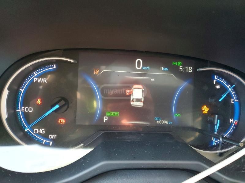 Toyota RAV 4 - фото 9