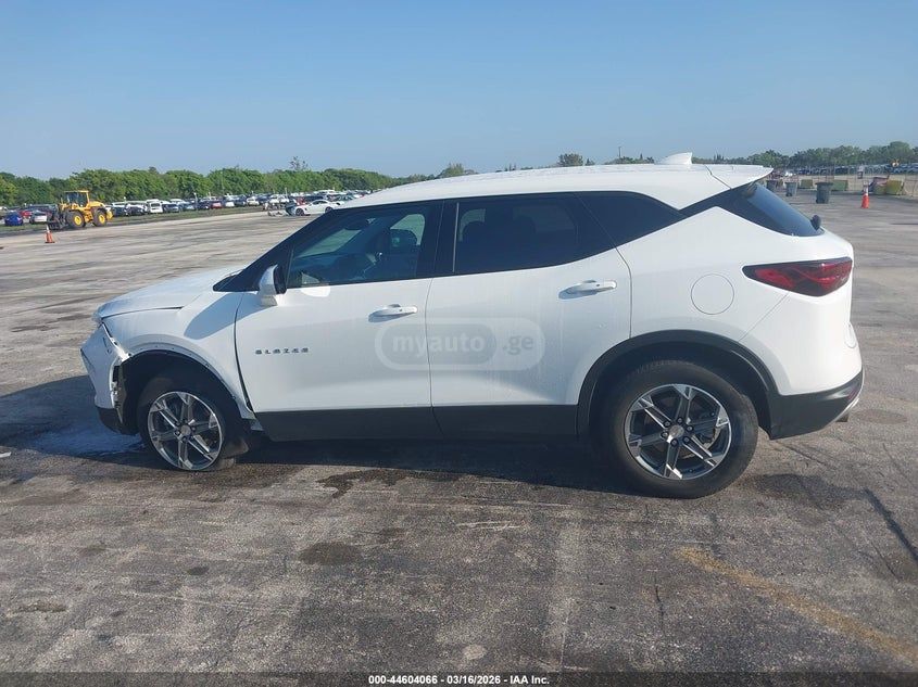 Chevrolet Blazer 2025 — миниатюра 13