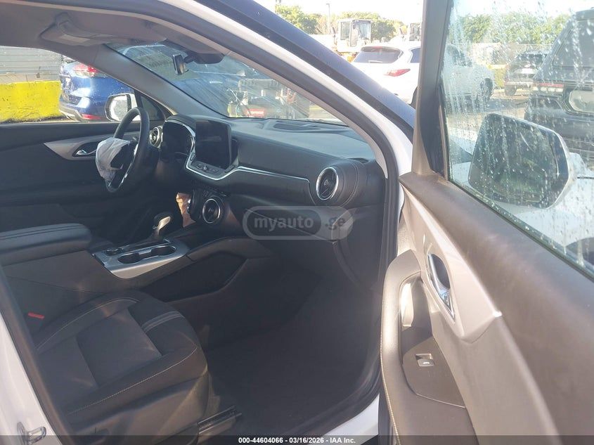 Chevrolet Blazer 2025 — миниатюра 5