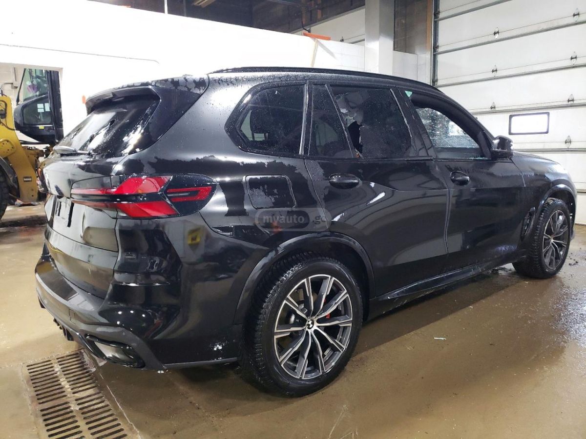 BMW X5 - фото 3