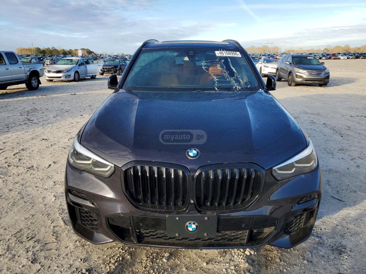BMW X5 - фото 5