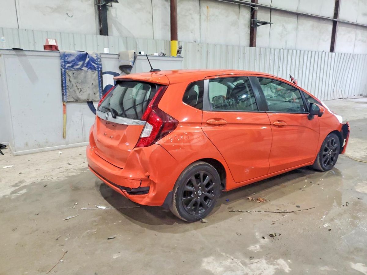 Honda FIT - фото 3
