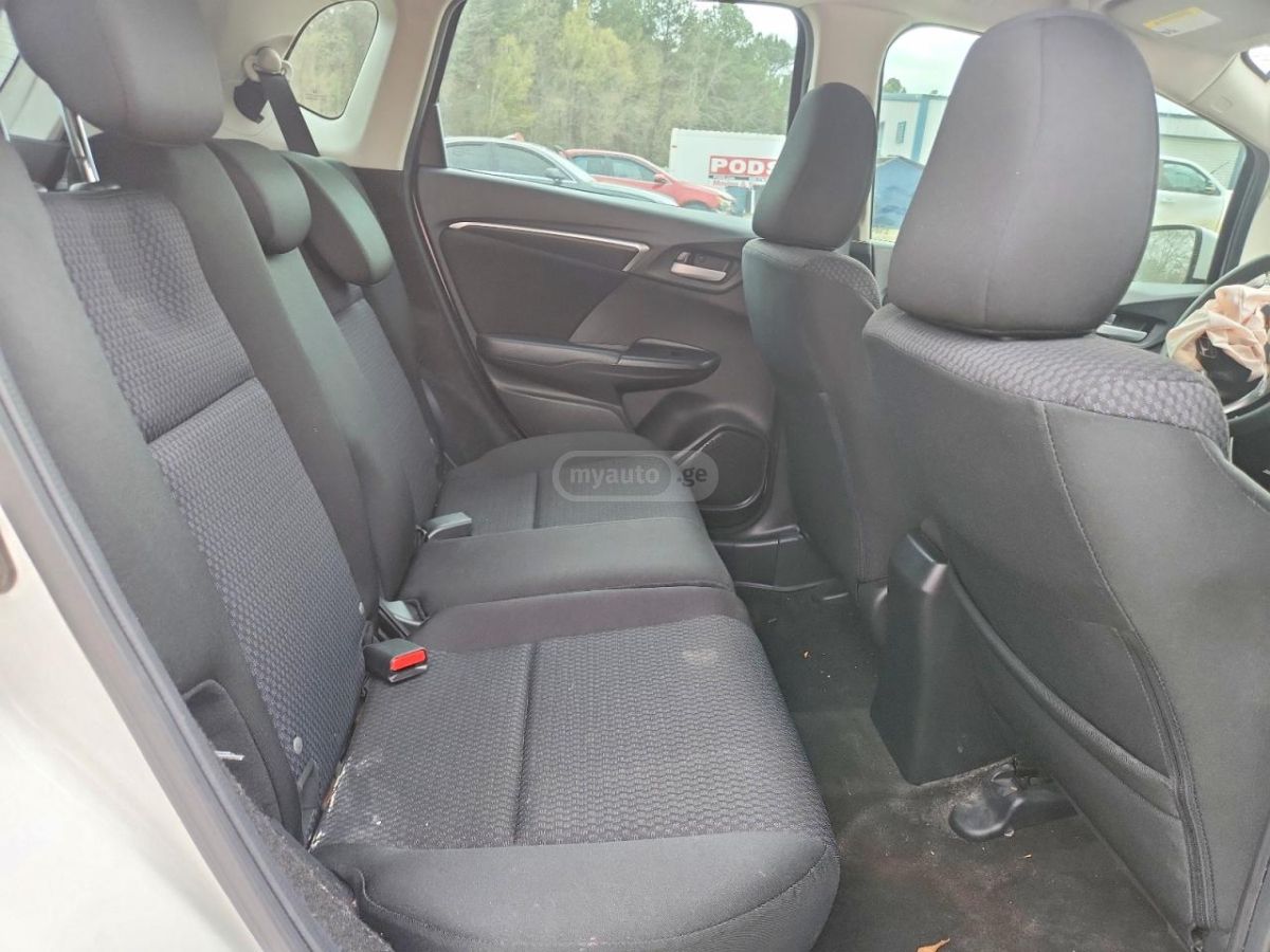 Honda FIT - фото 10