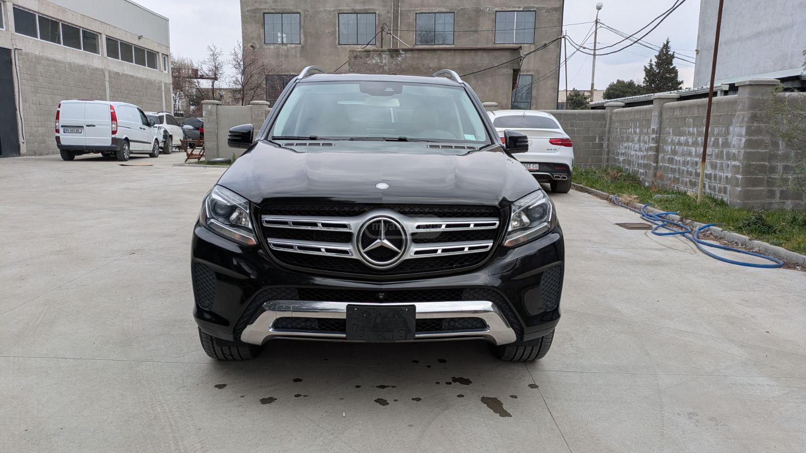 Mercedes-Benz GLS 450 - фото 1