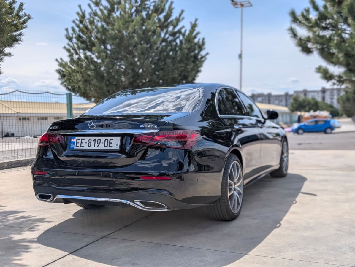 Mercedes-Benz E 450 2022 — миниатюра 2