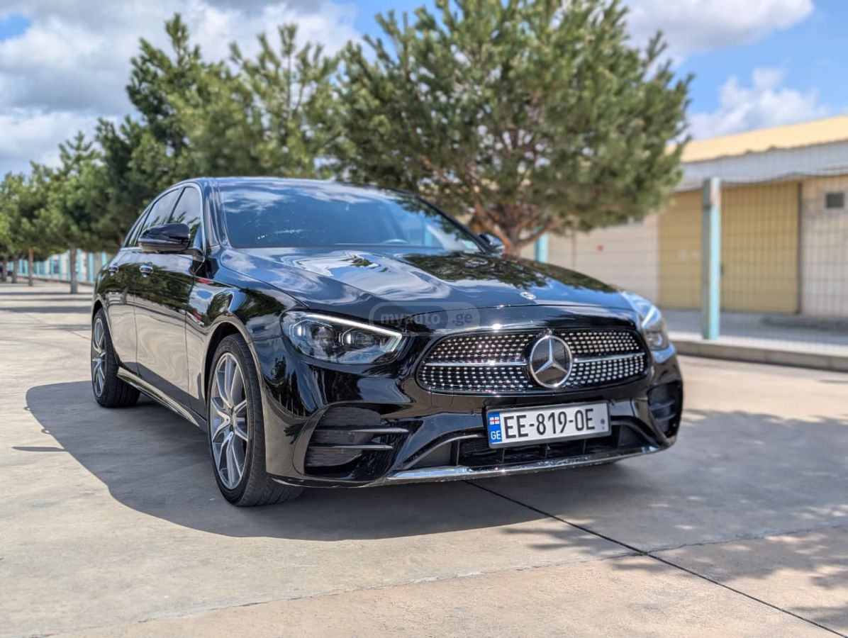Mercedes-Benz E 450 2022 — миниатюра 3