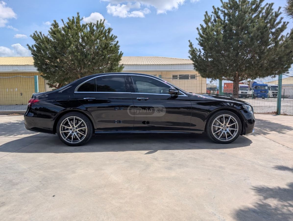 Mercedes-Benz E 450 2022 — миниатюра 5