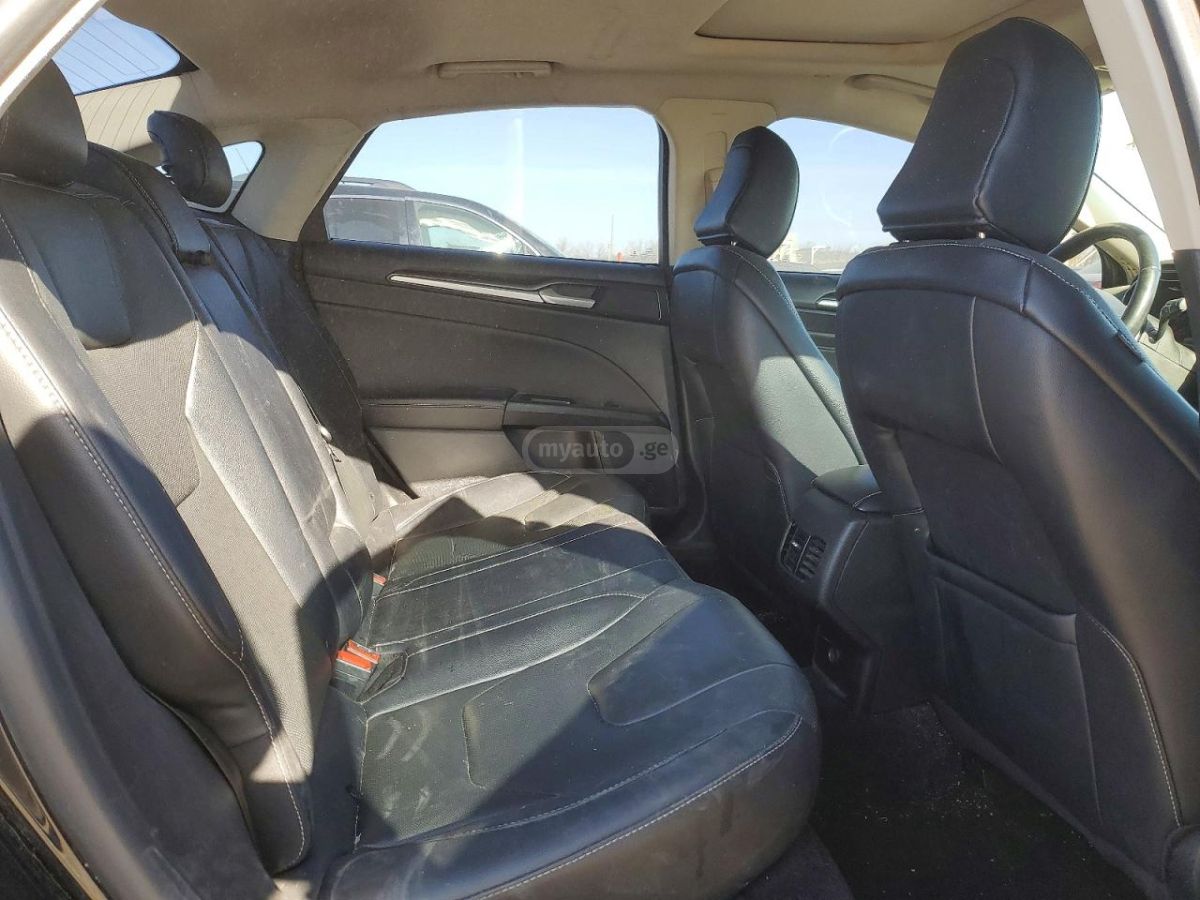 Ford Fusion - фото 10