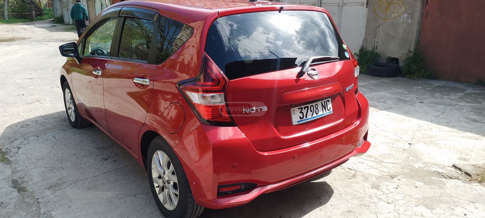 Nissan Note - фото 7