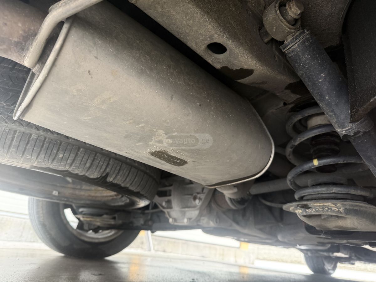 Mercedes-Benz Vito - фото 12