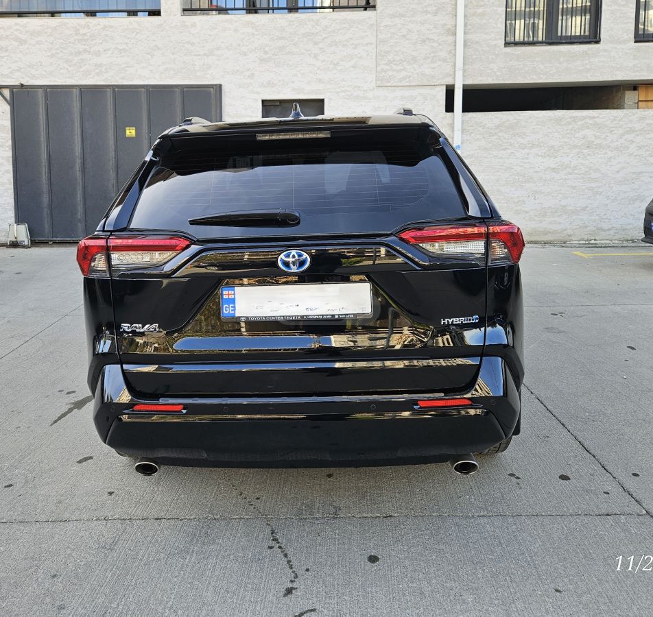 Toyota Black Edition — миниатюра 6