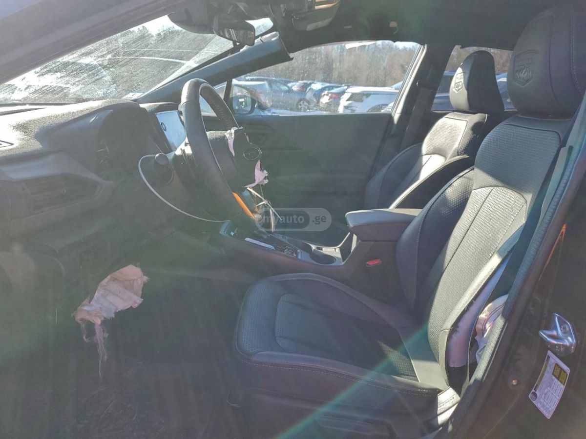 Subaru Limited 4dr All Wheel Drive CV — миниатюра 2