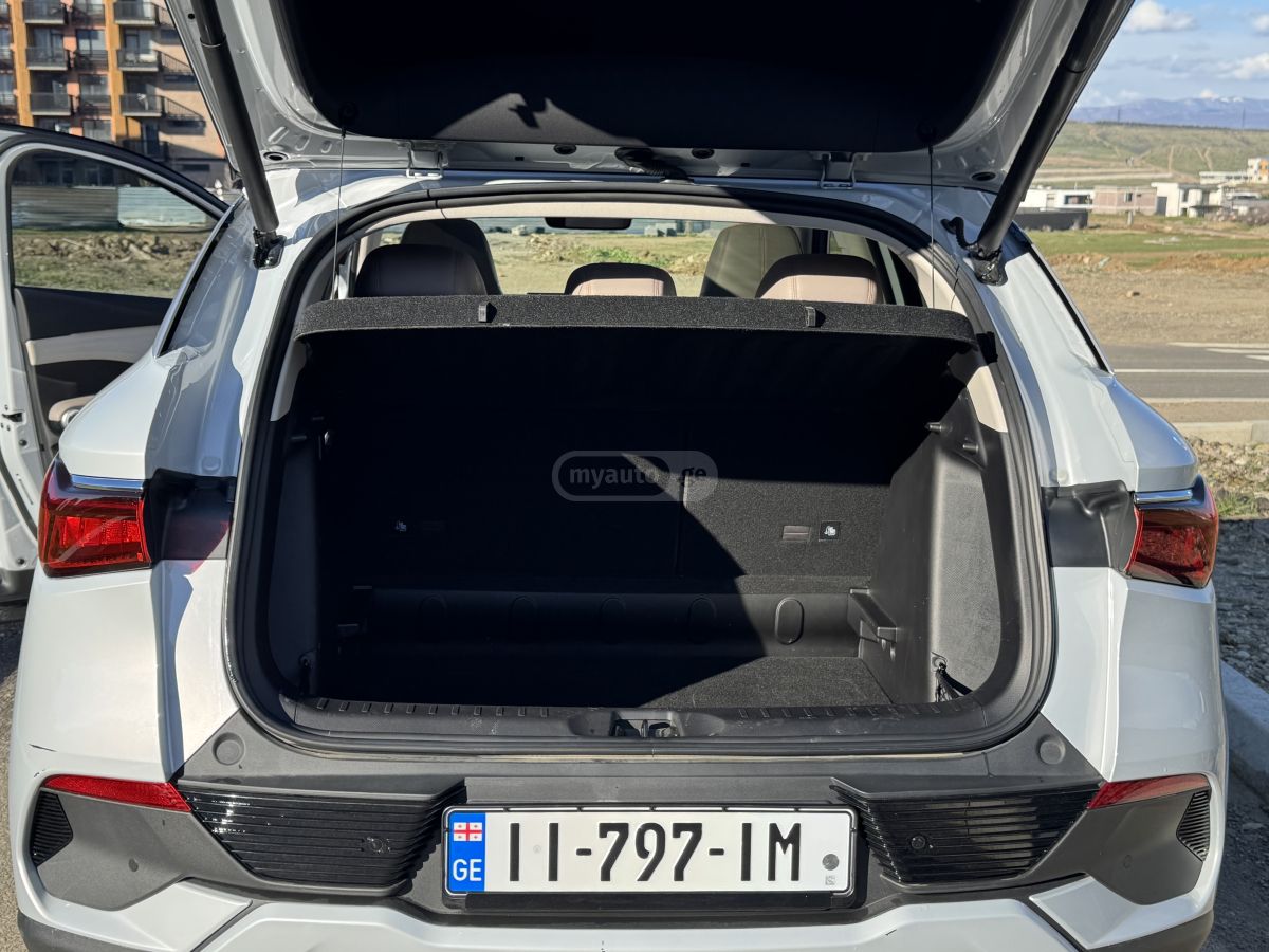 BYD Yuan 2024 — миниатюра 10