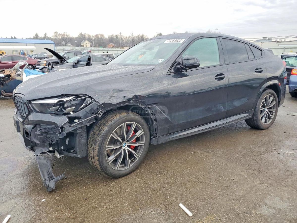 BMW X6 - фото 1