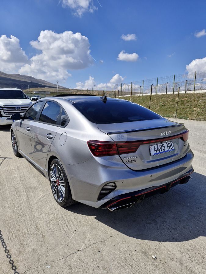 Kia Forte - фото 5