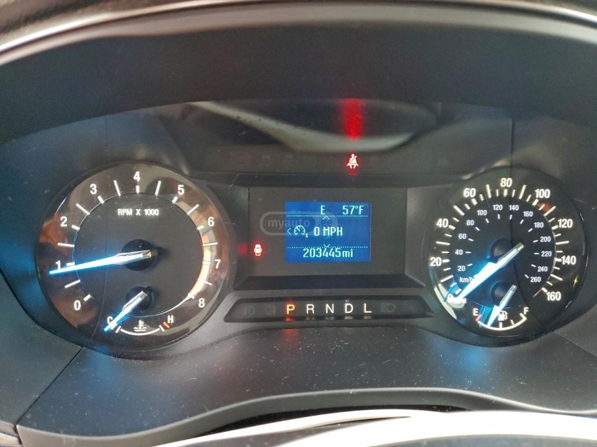 Ford Fusion - фото 9