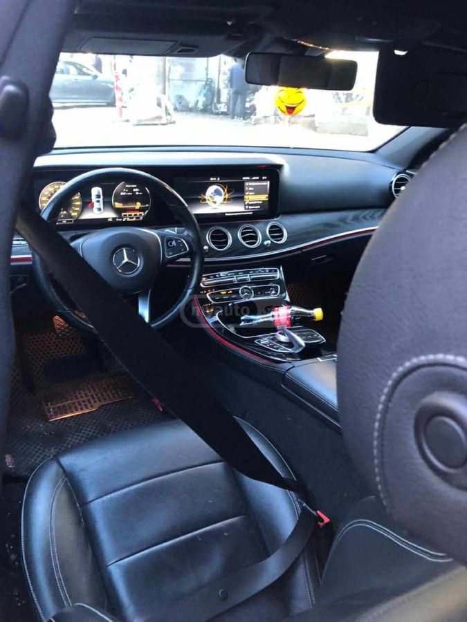 Mercedes-Benz E 400 - фото 7