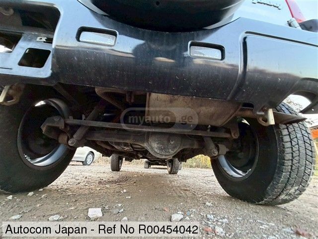 Suzuki Jimny - фото 12