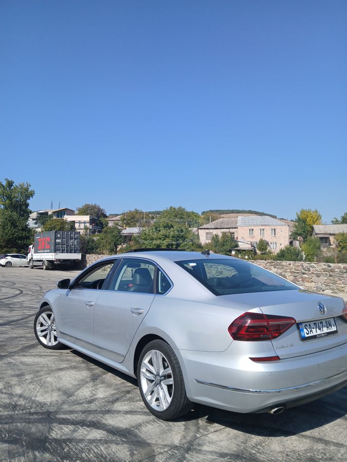 Volkswagen Passat - фото 10