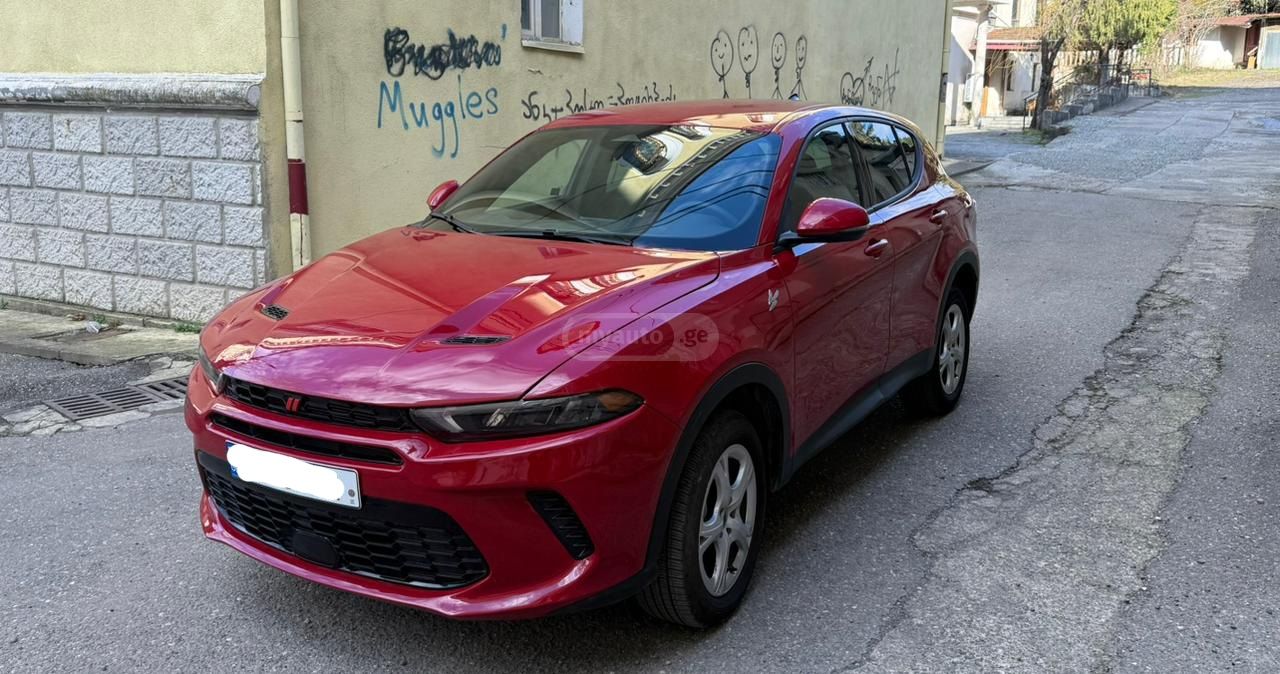 Dodge Hornet - фото 1