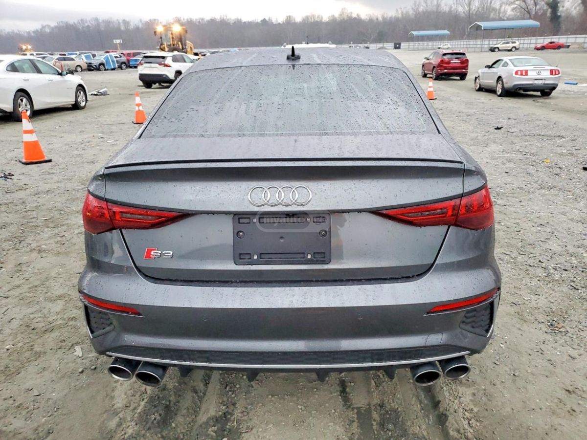 Audi S3 - фото 6