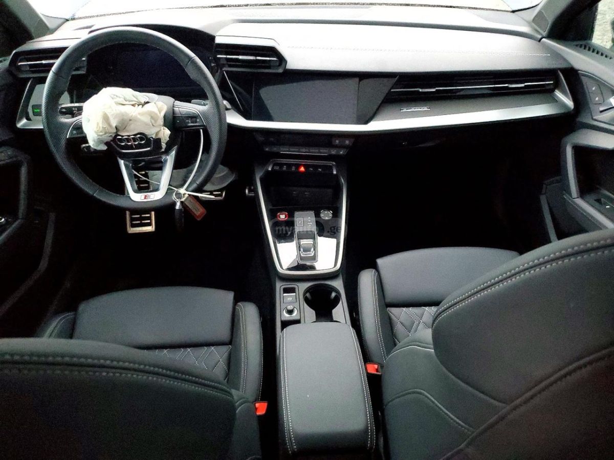Audi S3 - фото 8