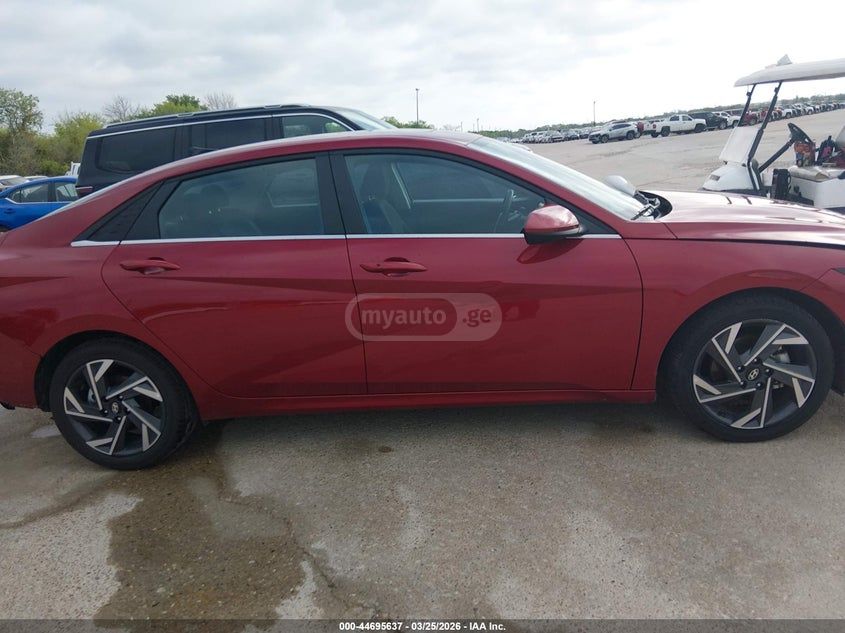 Hyundai Elantra 2025 — миниатюра 12