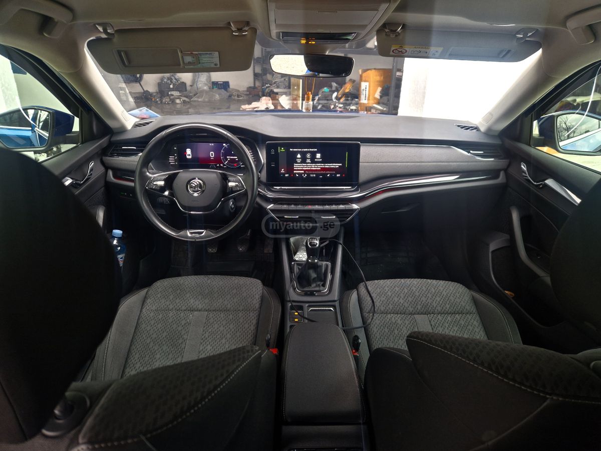 Skoda Octavia - фото 12