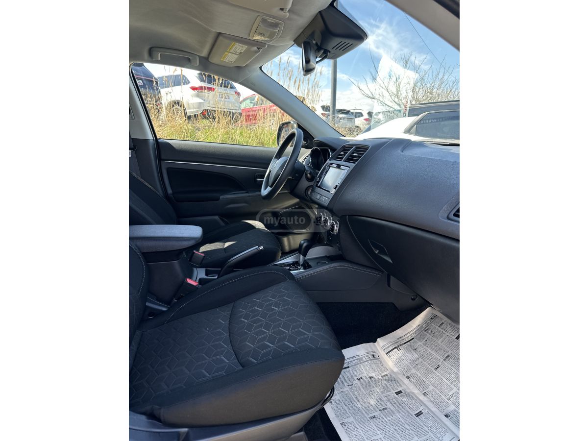 Mitsubishi Outlander Sport - фото 10