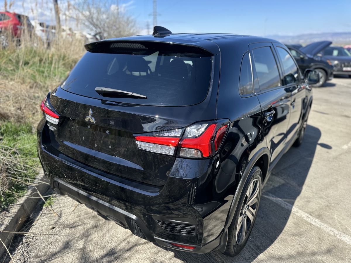 Mitsubishi Outlander Sport - фото 4