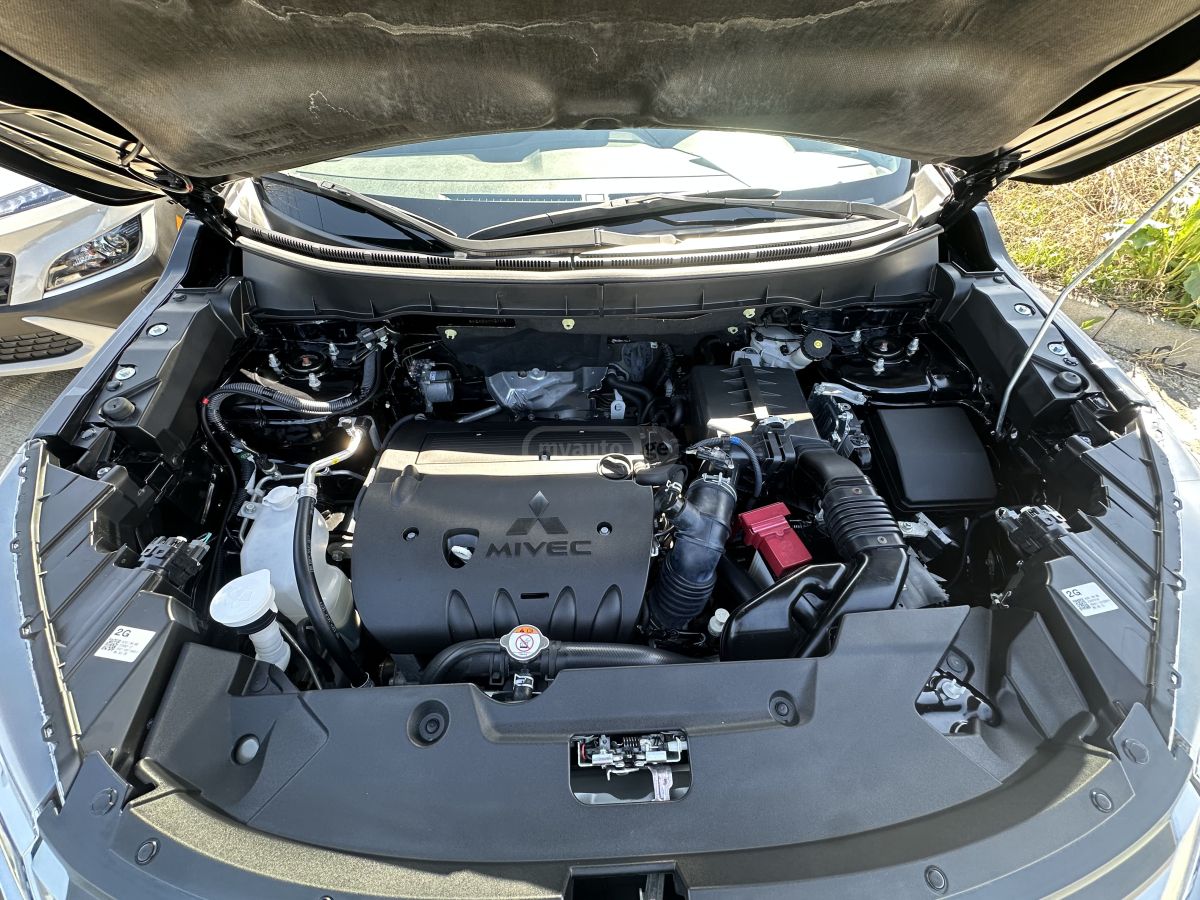 Mitsubishi Outlander Sport - фото 7