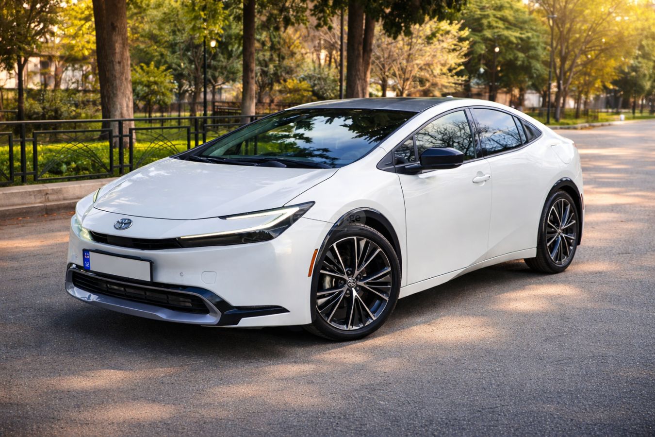 Toyota Prius - фото 1