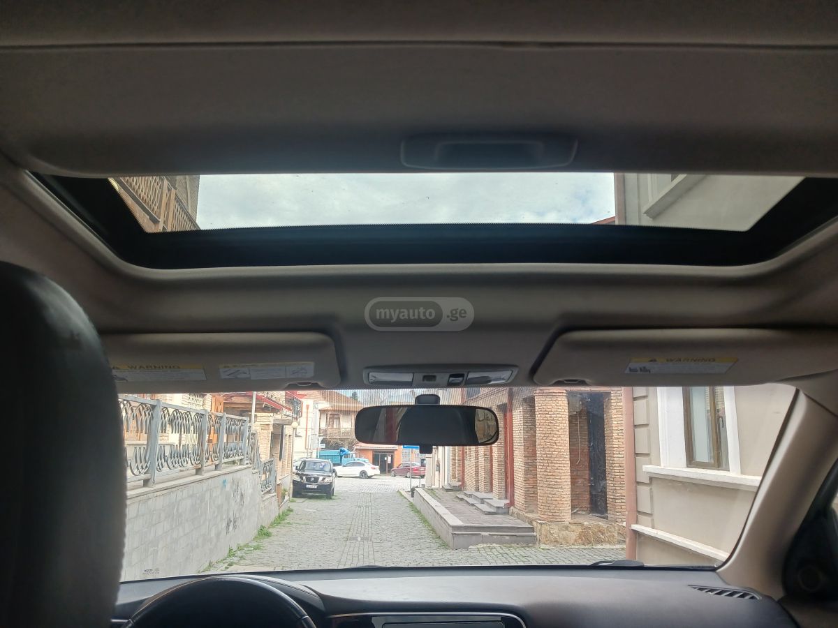 Mitsubishi Outlander - фото 7