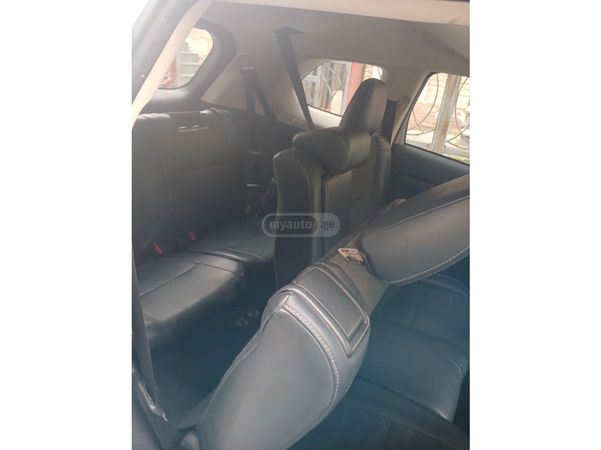 Mitsubishi Outlander - фото 8