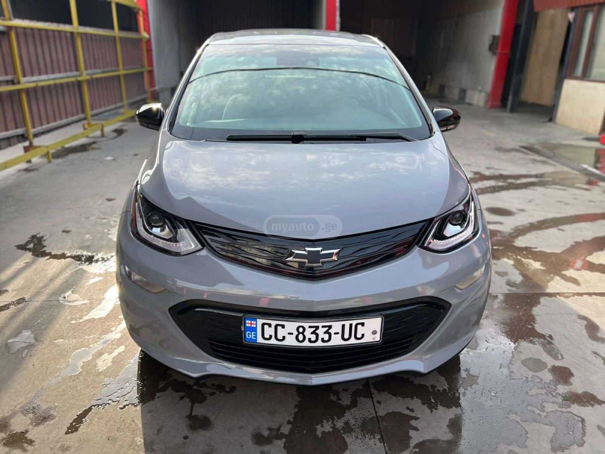 Chevrolet Bolt EV - фото 1