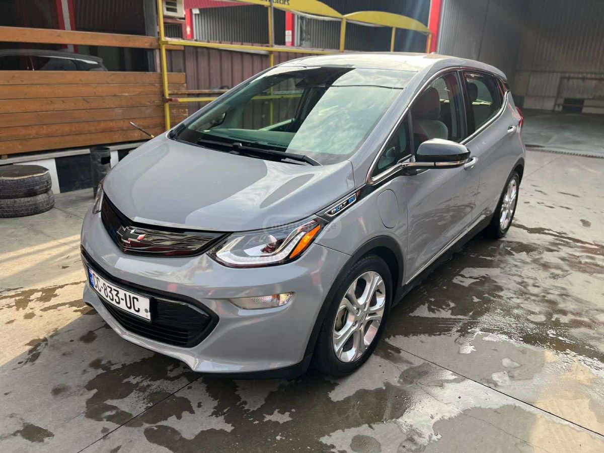 Chevrolet Bolt EV - фото 2