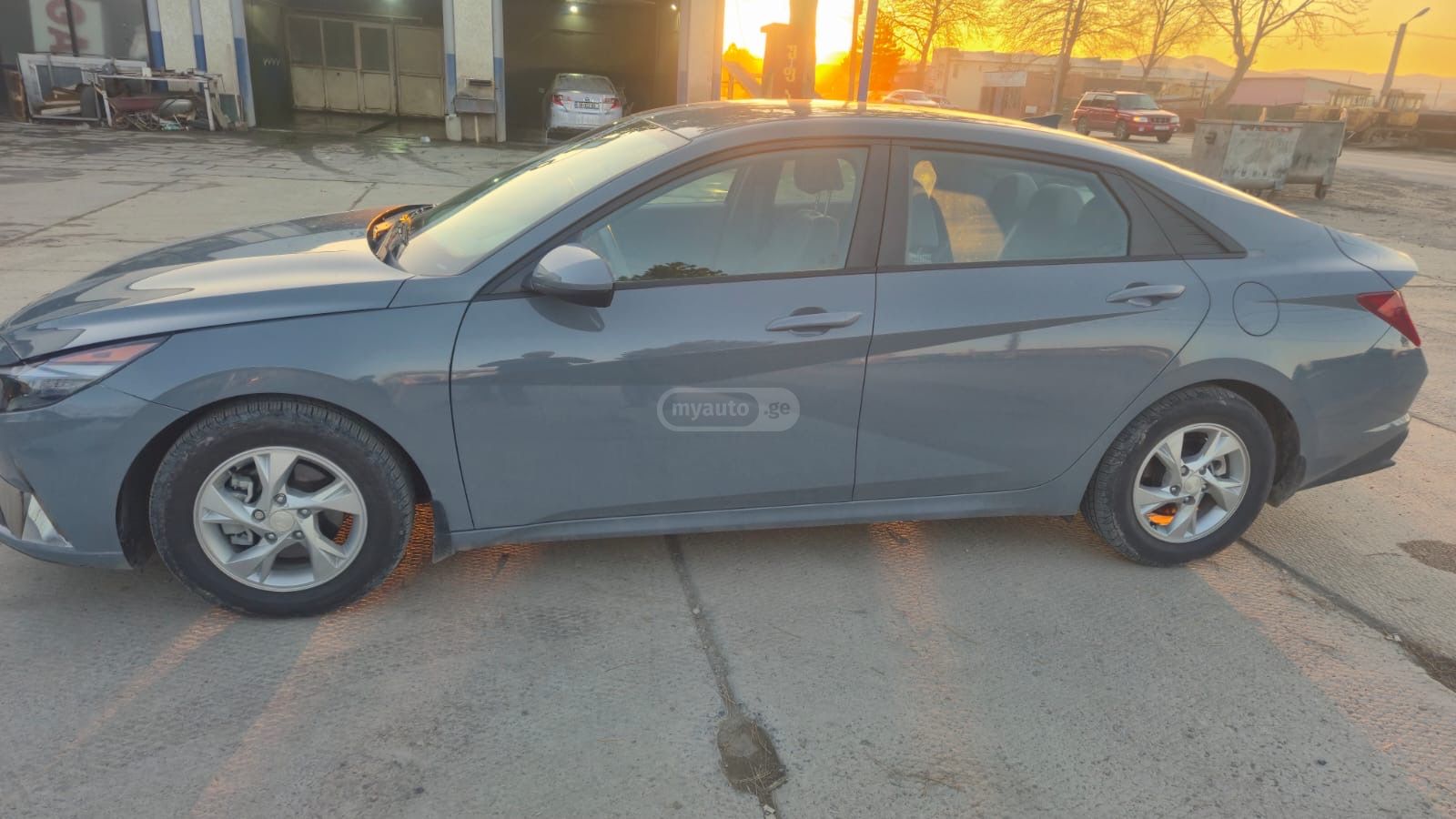 Hyundai SE 4dr Sedan CVT — миниатюра 14